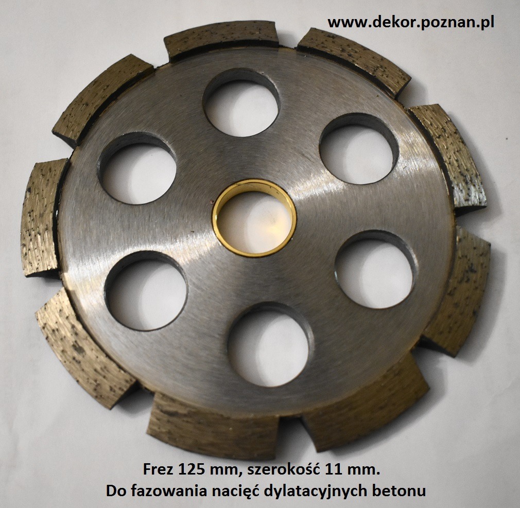 Tarcza frezarska diamentowa 125mm do fazowania nacięć dylatacyjnych betonu, z widocznymi segmentami ściernymi i centralnym złotym pierścieniem mocującym.