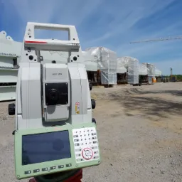 Budowa mostu na odrze