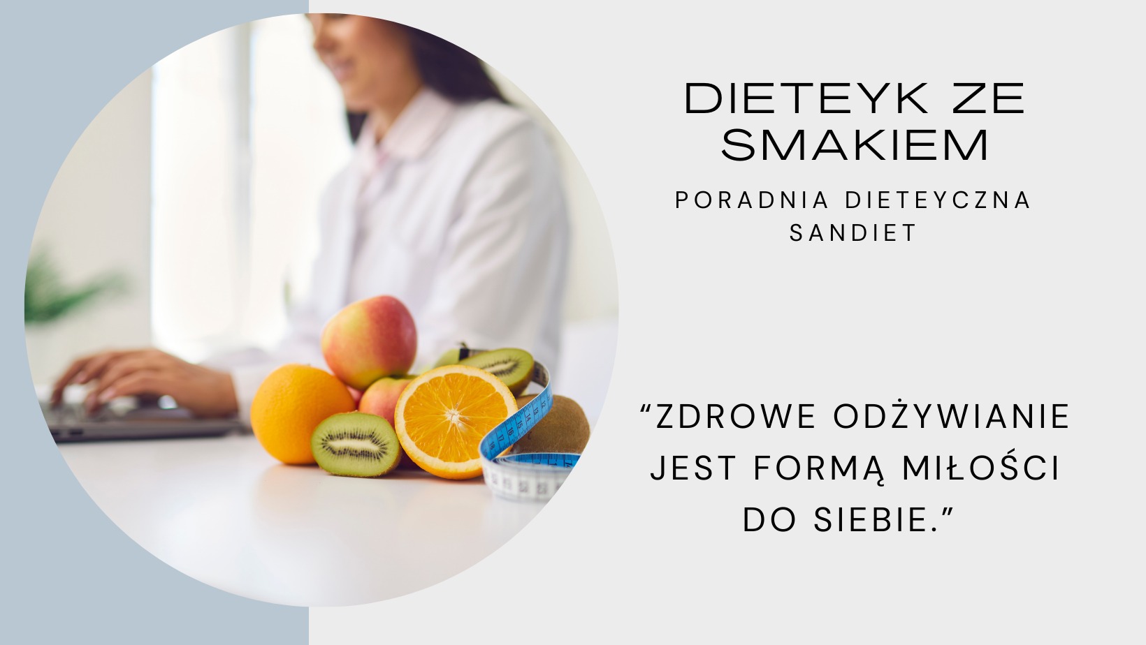 Kobieta w białym fartuchu pracuje na laptopie, obok leżą owoce: pomarańcze, kiwi i jabłka, a także niebieska miarka krawiecka.