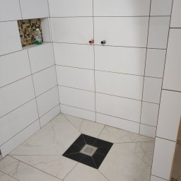 Glazurnik Łopuszna 4