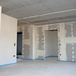 Montaż płyt warstwowych Żłobek 4