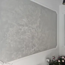 Ekrany plus efekt ozdobny.