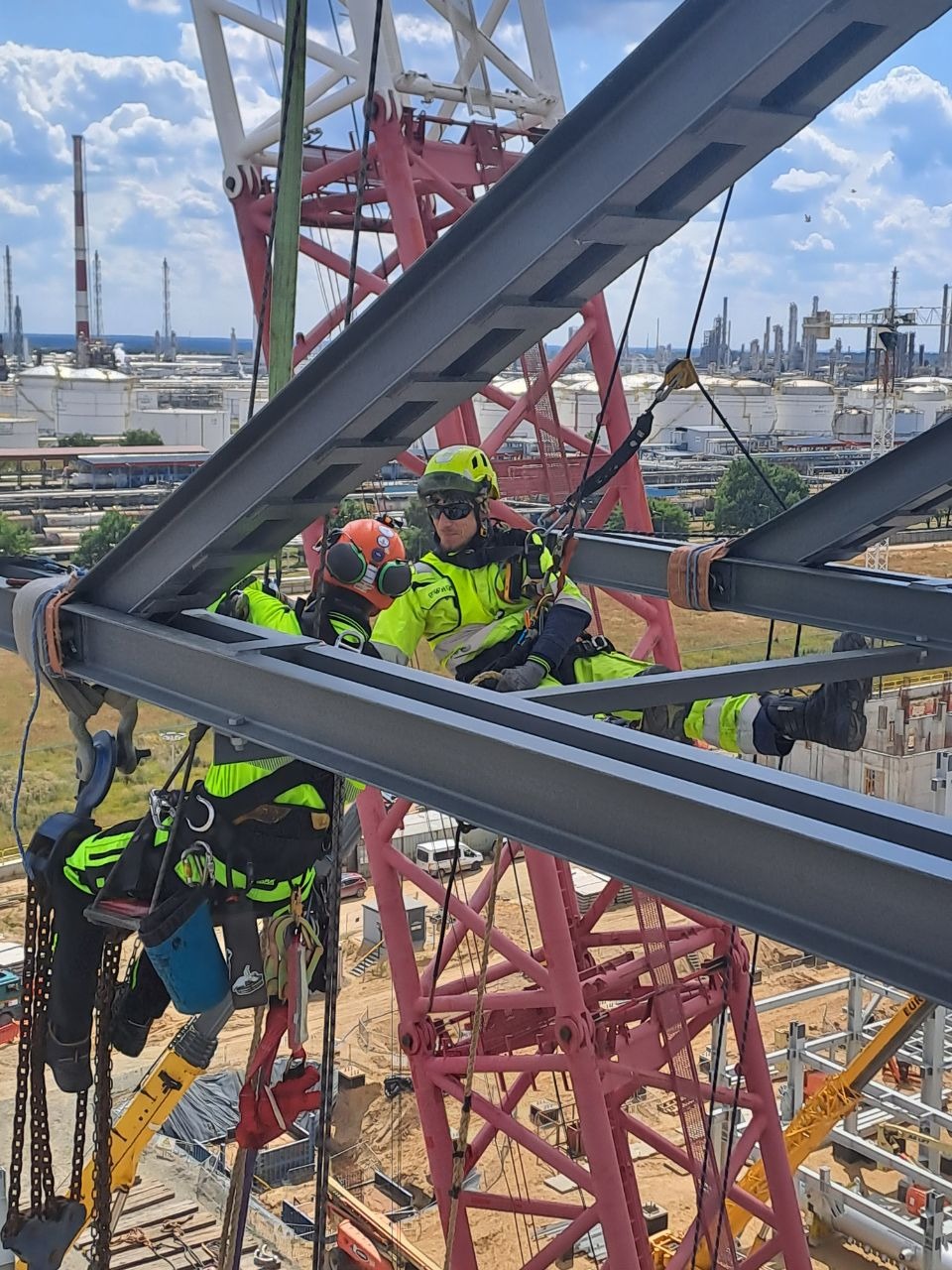 Montaż konstrukcji stalowych.