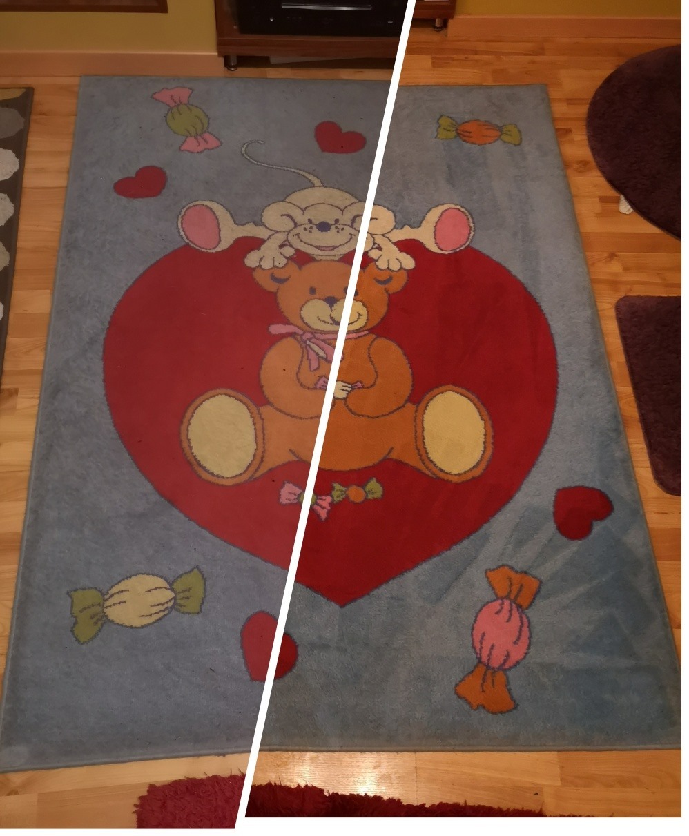 Dywan dziecięcy z motywem misia i myszki przed i po czyszczeniu, widoczna różnica w odcieniu i usunięte zabrudzenia.