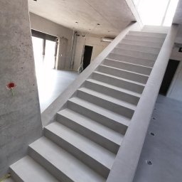 Schody w mikrobetonie