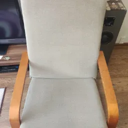 pranie i czyszczenie fotela, usunięte plamy z długopisu oraz smaru