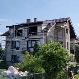 Przebudowa dachu z czterospadowego na dwuspadowy. Producent blachy Pruszyński, model Tigra, kolor 9005 Topmat. Lokalizacja Chwałowice. 