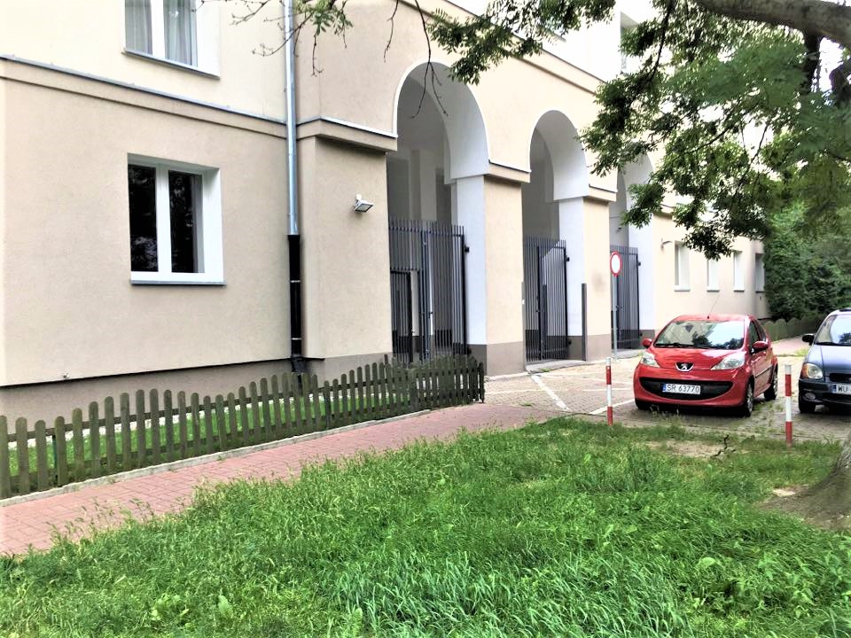 Stara Ochota - 2 pokoje do remontu w kamienicy z 1954 r