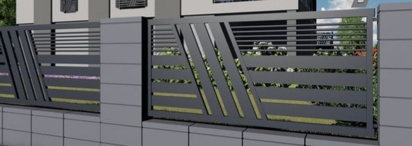 Nowoczesne ogrodzenie metalowe w kolorze grafitowym z poziomymi i ukośnymi elementami, zamontowane na niskim murku z szarej kostki, widok z zewnątrz.