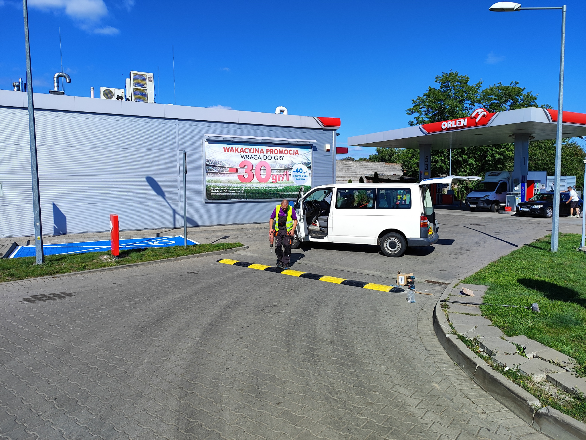 Montaż progów zwalniających