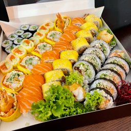 Japan Delivery Food Jakub Wodowski - Kawalerski Pruszków