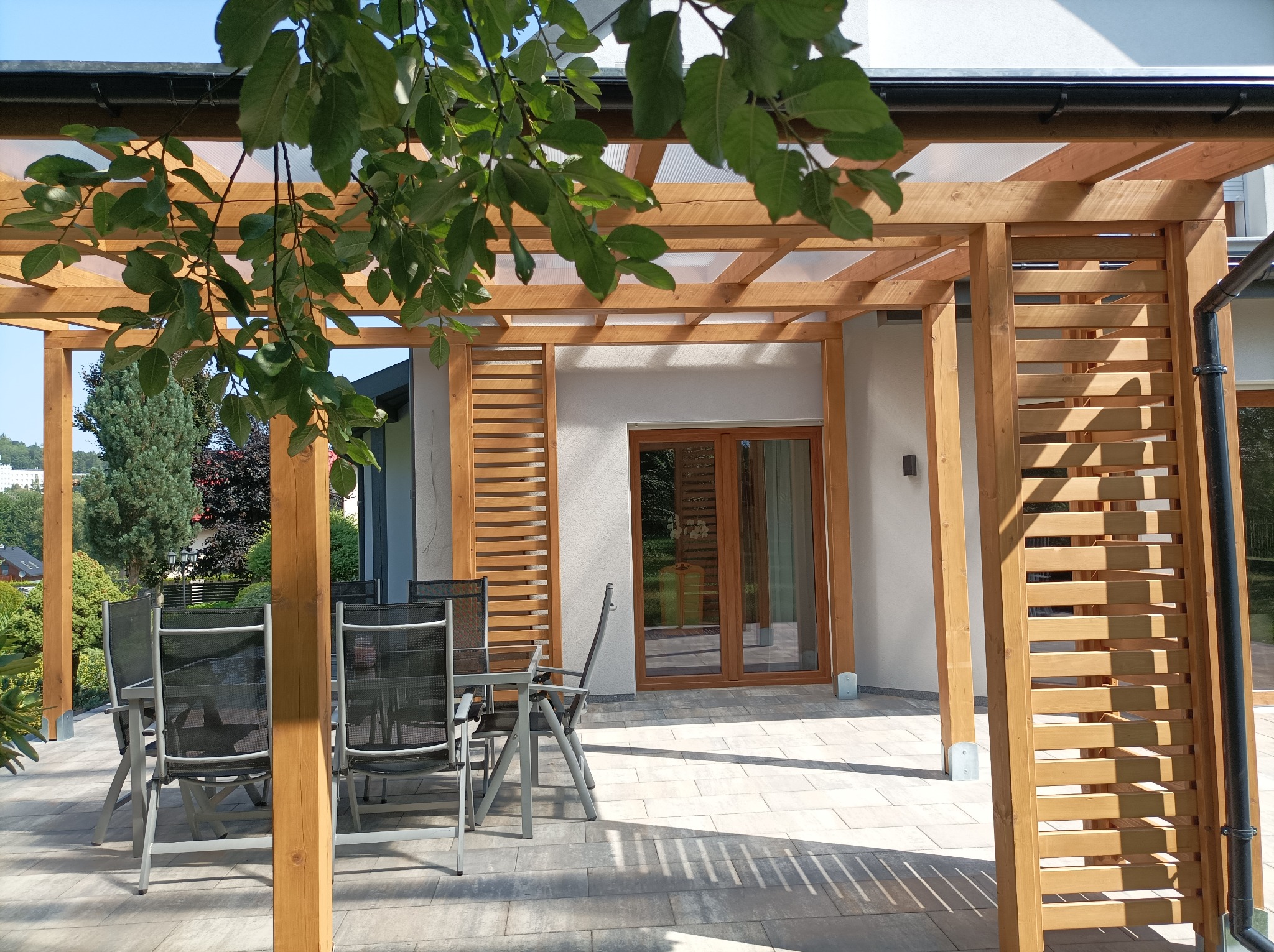 zadaszenie tarasu z poliwęglanem