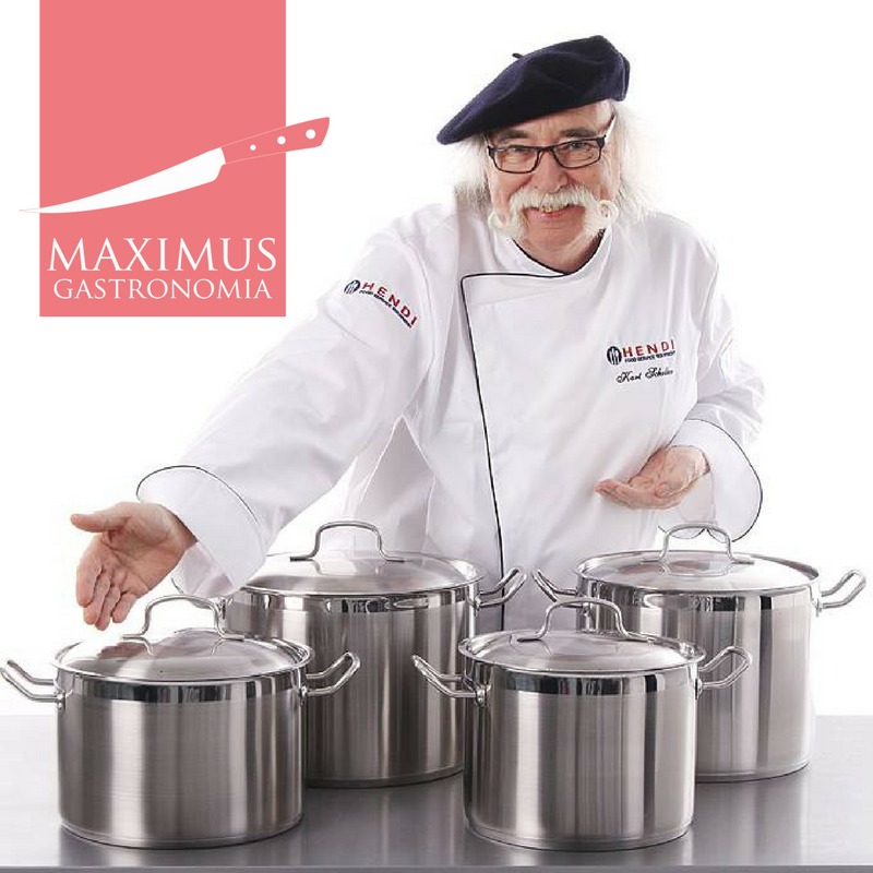 Szef kuchni w berecie prezentuje zestaw nierdzewnych garnków marki Hendi, widoczne logo Maximus Gastronomia w lewym górnym rogu.