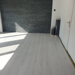 Montaż wykładzin Beneden Leeuwen 2