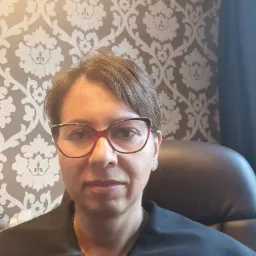 Jestem adwokatem z wieloletnim doświadczeniem w sprawach spadkowych, rodzinnych i cywilnych. Zapraszam do współpracy!