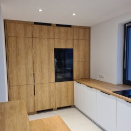 Szafy wnękowe Tuchów 1