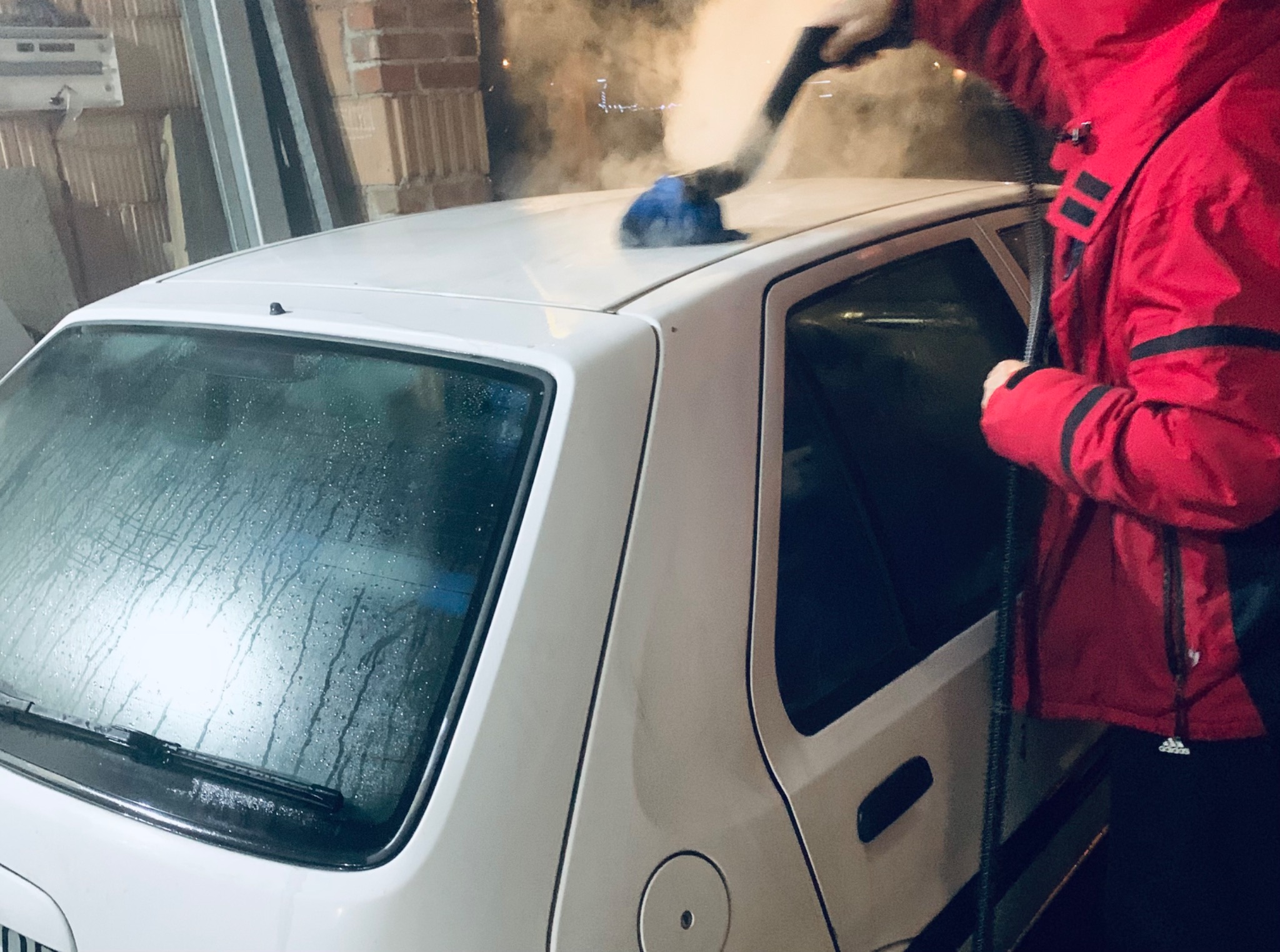 Ekologiczne mycie parą - brak ścieków i bez użycia jakiejkolwiek chemii