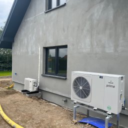 Fach-Mach Paweł Kalisz - Dom Kamilek pompa plus klimatyzacja