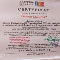 Certyfikat ukończenia szkolenia z terapii Biofeedback EEG dla Mileny Łazarskiej, wydany przez Akademię Biofeedback EEG, Kraków, 28 lutego 2021.