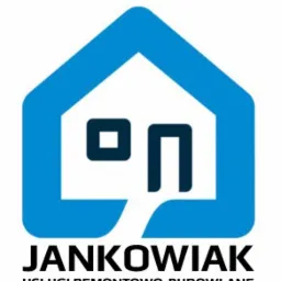 Niebieskie logo firmy JANKOWIAK Usługi Remontowo-Budowlane w kształcie domu z oknem. Minimalistyczny design, czcionka bezszeryfowa, białe tło. Symbol domu w logo.