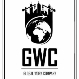 Logo firmy GWC Global Work Company z sylwetką miasta, dźwigami i kulą ziemską w czarno-białej grafice.