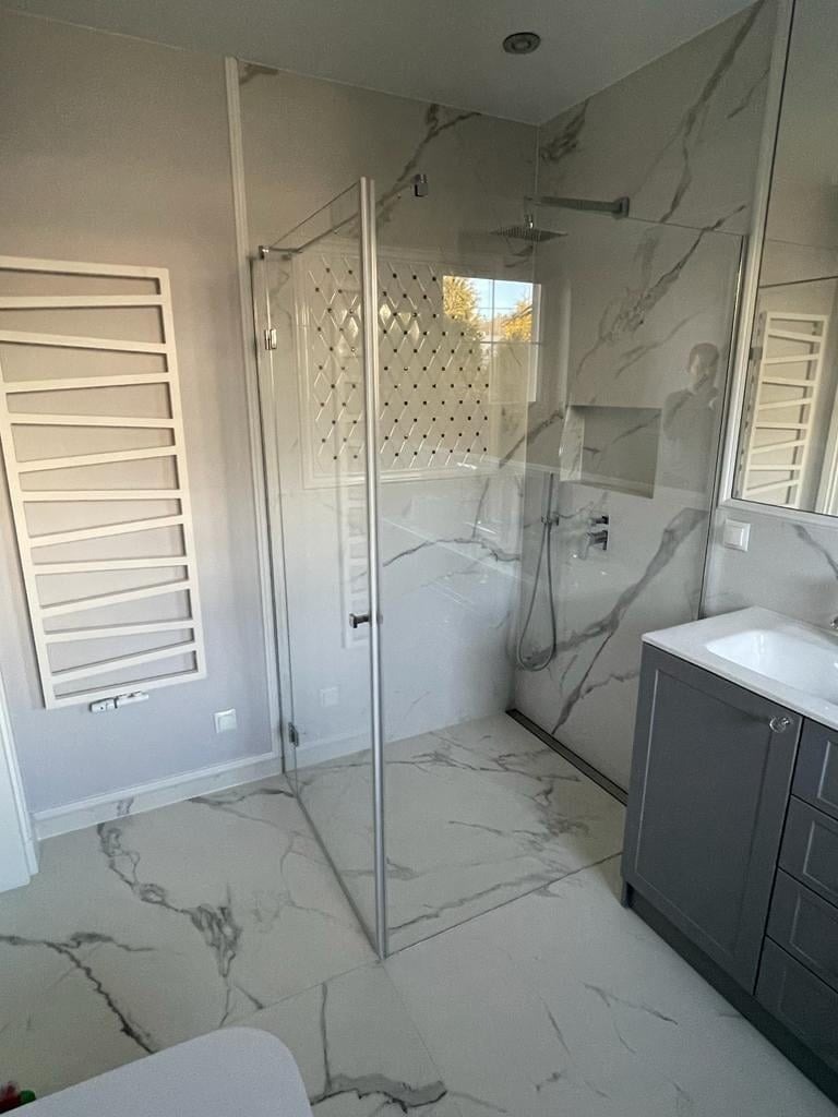 Kabiny prysznicowe wraz z montażem