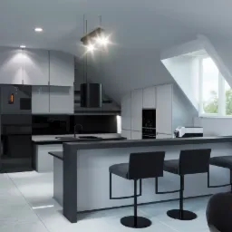 Nowoczesna kuchnia w odcieniach szarości i czerni z wyspą, oświetleniem punktowym i wiszącą lampą nad wyspą, w pomieszczeniu ze skośnym sufitem i oknem dachowym.