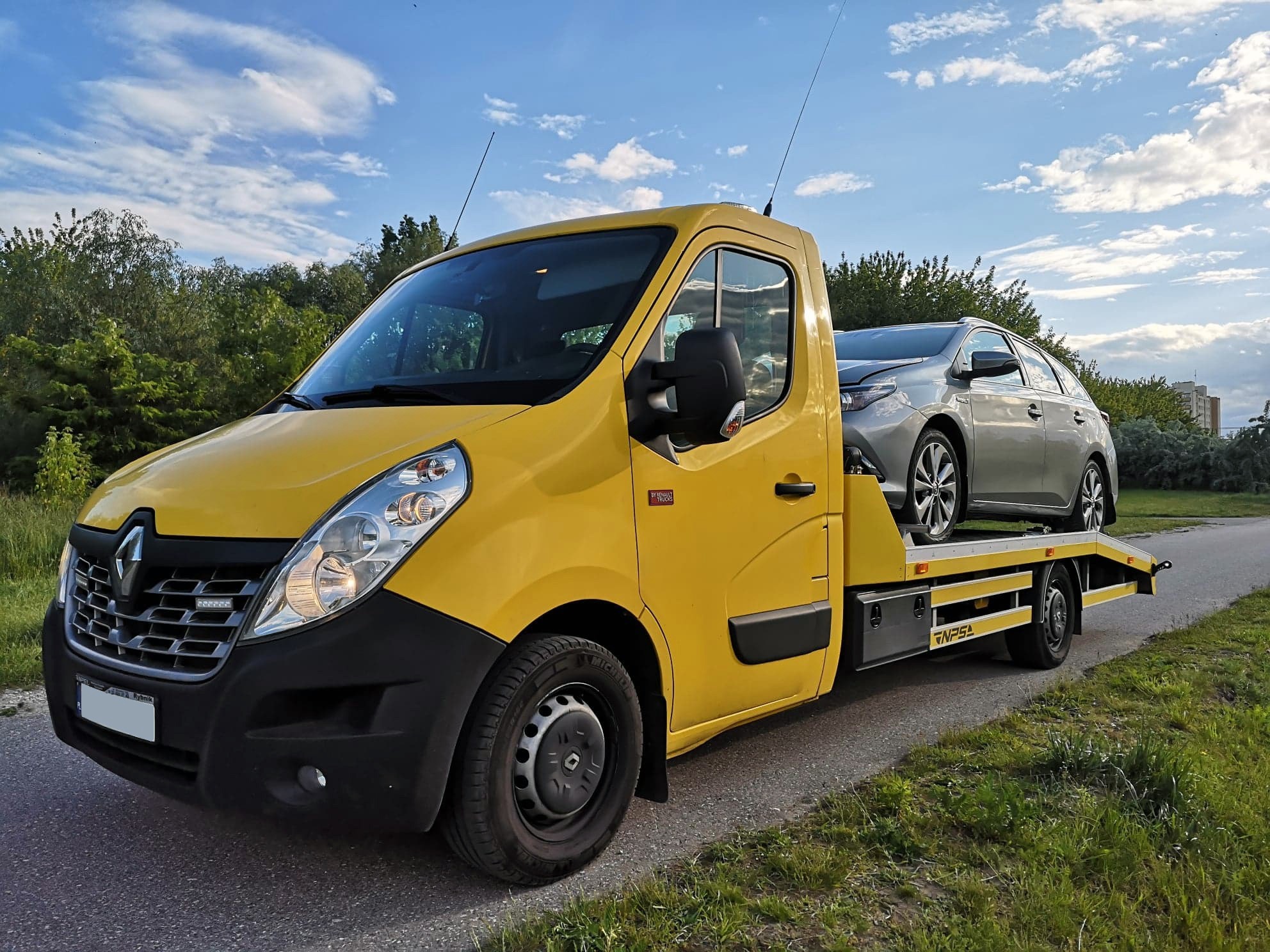 BESTHOL - pomoc drogowa w Warszawie