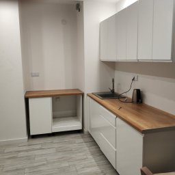 Glazurnik Łomianki 1