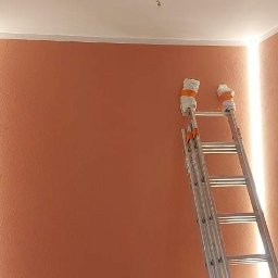 elektroWmyk - przykładowy montaż taśm led na klatce schodowej