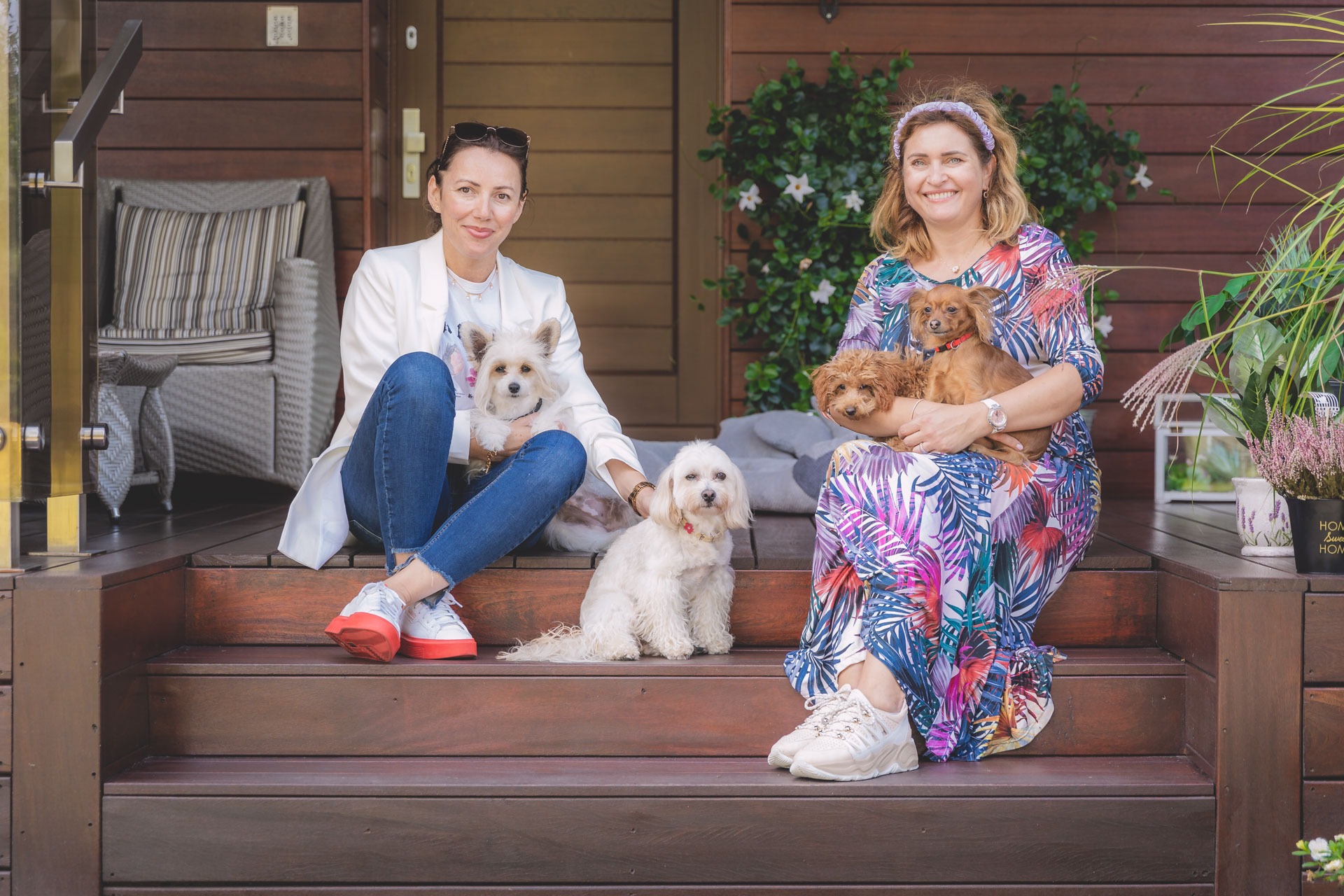 Miło nam Państwo poznać. Pozdrawiamy Gosia i Agnieszka