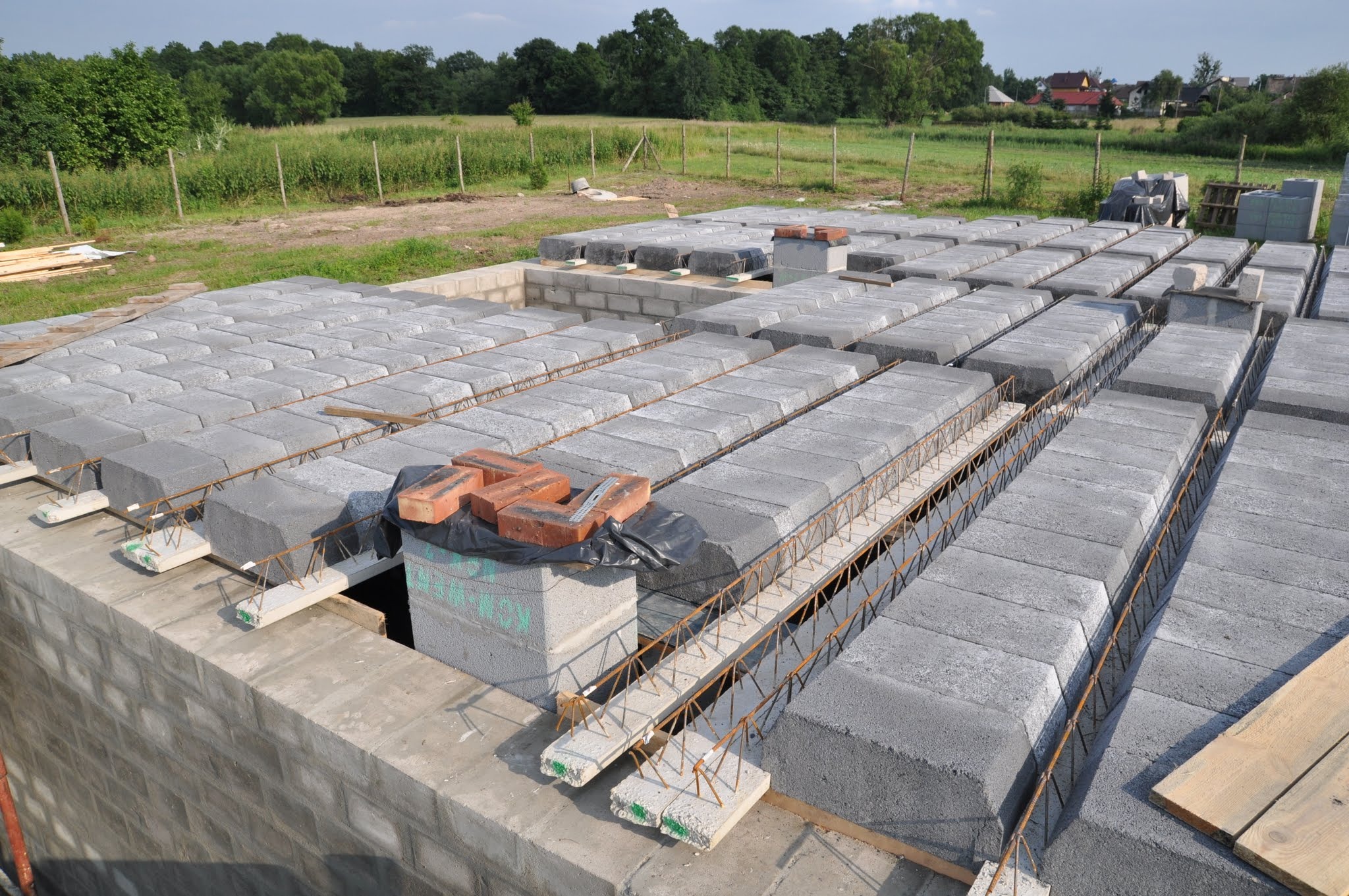 Ułożenie stropu Teriva w budynku jednorodzinnym.