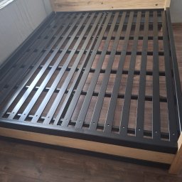 OLTECH Adam Oleksy - Łoże małżeńskie 160x200 solidne metalowe, skręcane wykończenie drewniane Dębowe.