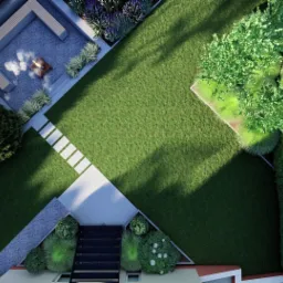 Widok z góry na starannie zaprojektowany ogród z paleniskiem otoczonym siedziskami, trawnikiem, ścieżką z płyt i różnorodną roślinnością, tworzący harmonijną przestrzeń.