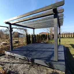 Pergola drewniana 3,5x3,5m wraz z tarasem z modrzewia. 4x4m.
Powiat Wyszkowski .