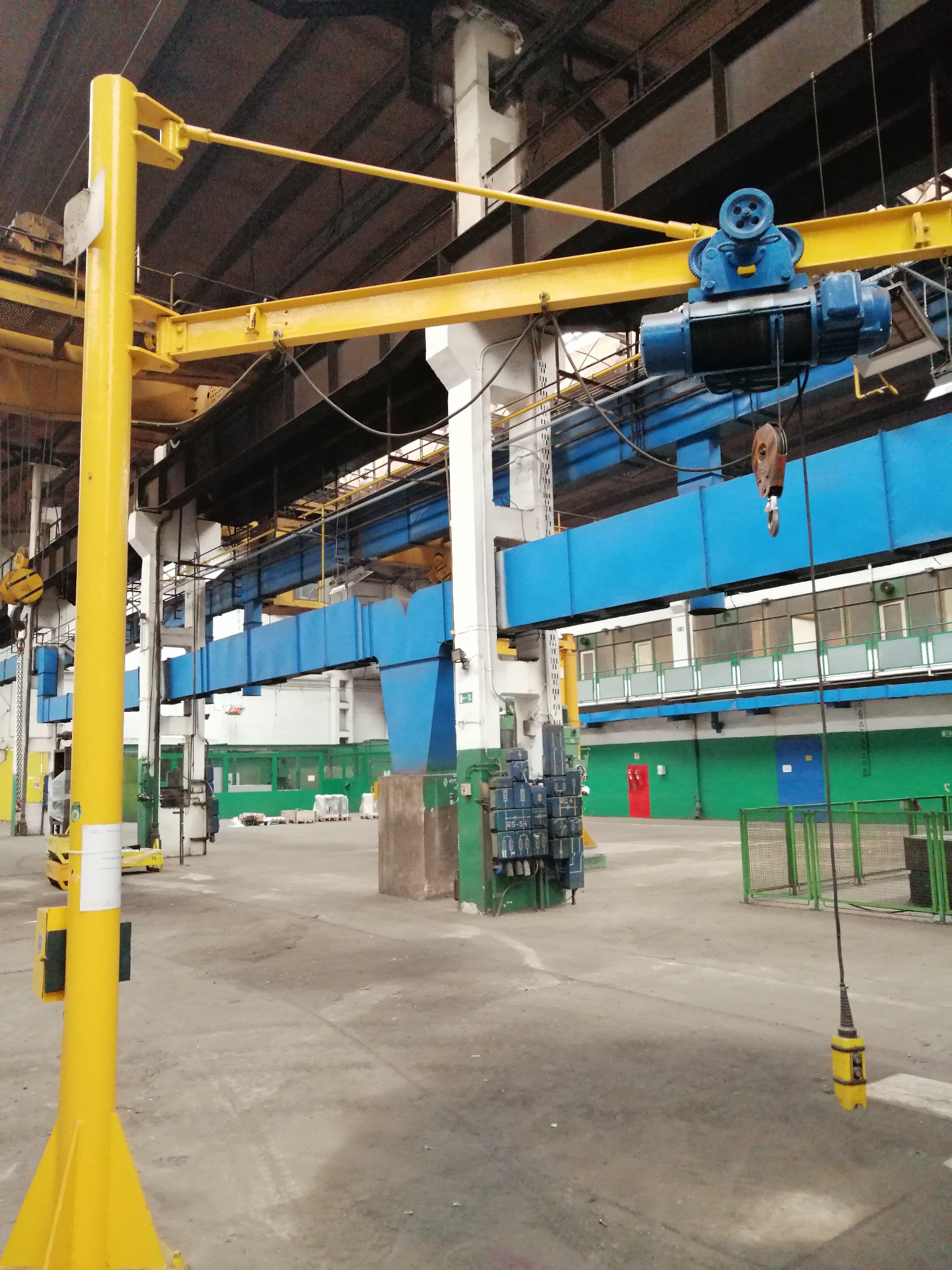 Szkolenie żurawie stacjonarne z egzaminem UDT.