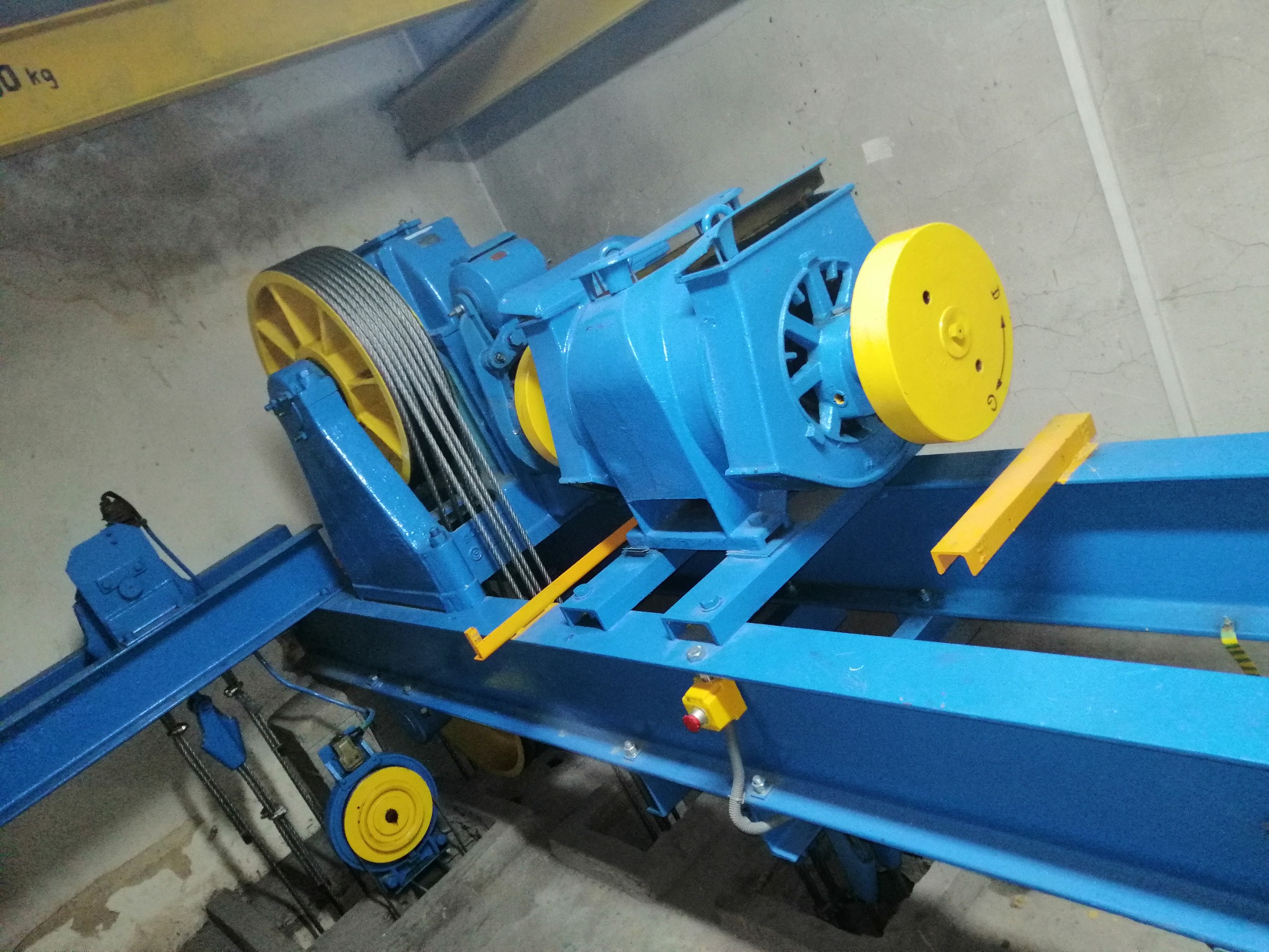 Szkolenie windy towarowo osobowe i szpitalne zakończone egzaminem UDT.