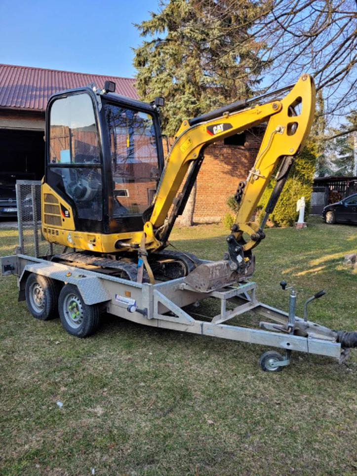 Mini-koparka CAT
