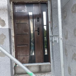 Montaż drzwi zewnętrznych
