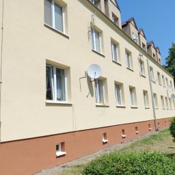 TermoDom Usługi Marcin Oracki - Docieplenie ściany wspólnoty mieszkaniowej w miejscowości Guzów