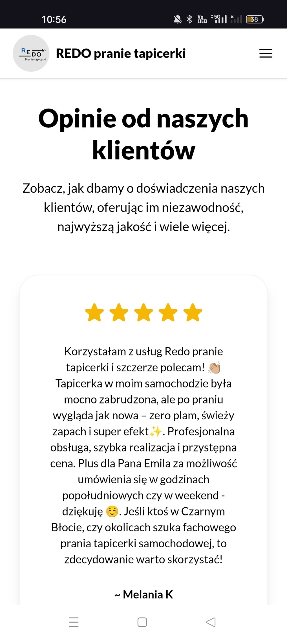 Zrzut ekranu strony internetowej z pozytywną opinią klientki o usłudze prania tapicerki samochodowej firmy Redo, z pięcioma gwiazdkami i tekstem chwalącym jakość i efekt usługi.