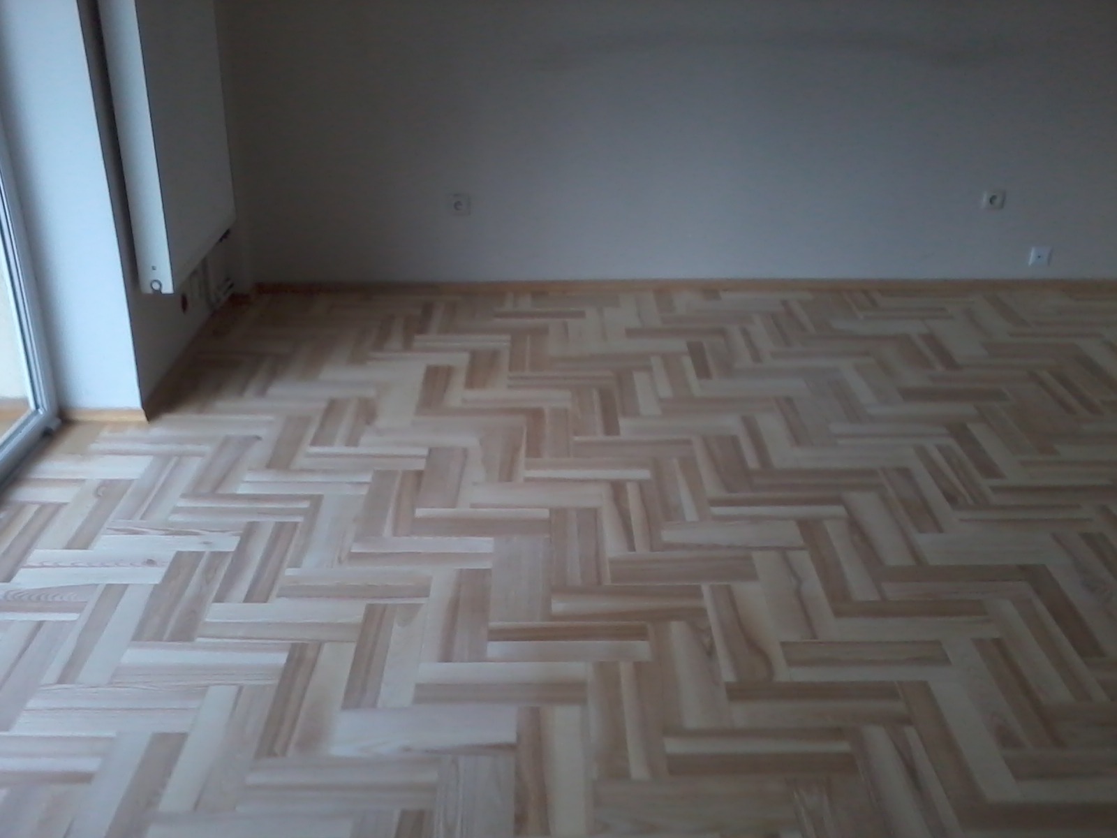 parkiet jesionowy - lakier mat