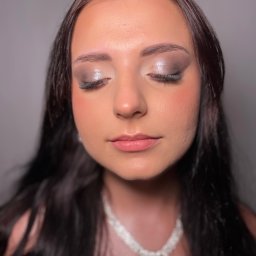 Smoky eye 
*rzęsy klientki 