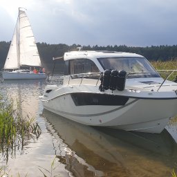 Firma Czarterowa North Sailor Czarter organizuje rejsy ze sternikiem w Ostródzie po jeziorze Drwęckim i okolicy z okazji wieczorów Panieńskich , kawalerskich , imprezy firmowe , sesje zdjęciowe i inne ( do 10 osób ) . Wystawiamy FV 23% .

