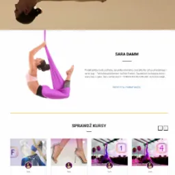 Strona internetowa z ofertą kursów Aerial Yogi, prezentująca kobietę w fioletowej chuście do ćwiczeń na tle plaży.