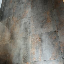 Tomasz Onyśko - Montaż drzwi Wieluń