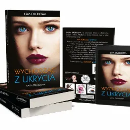 Projekt okładki książki 'Wychodząc z ukrycia' Ewy Olchowej, widoczny na fizycznych egzemplarzach, ulotce i tablecie.