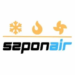 Logo firmy Saponair z symbolami płatka śniegu, płomienia i wentylatora, umieszczone nad nazwą firmy w kolorach czarnym i błękitnym.