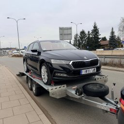 PW Kamel Jan Hadam - Skoda już jedzie na lawecie do nowego właściciela który nie może się doczekać przejażdżki nią.