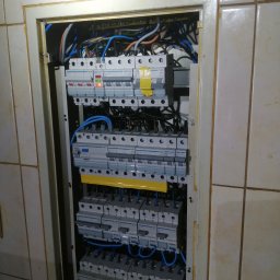 Modernizacja rozdzielnicy w budynku gastronomicznym cz. 2